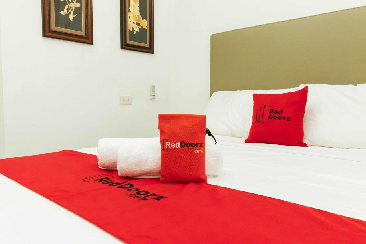 Reddoorz Plus Near Commonwealth Regalado Quezon City Εξωτερικό φωτογραφία